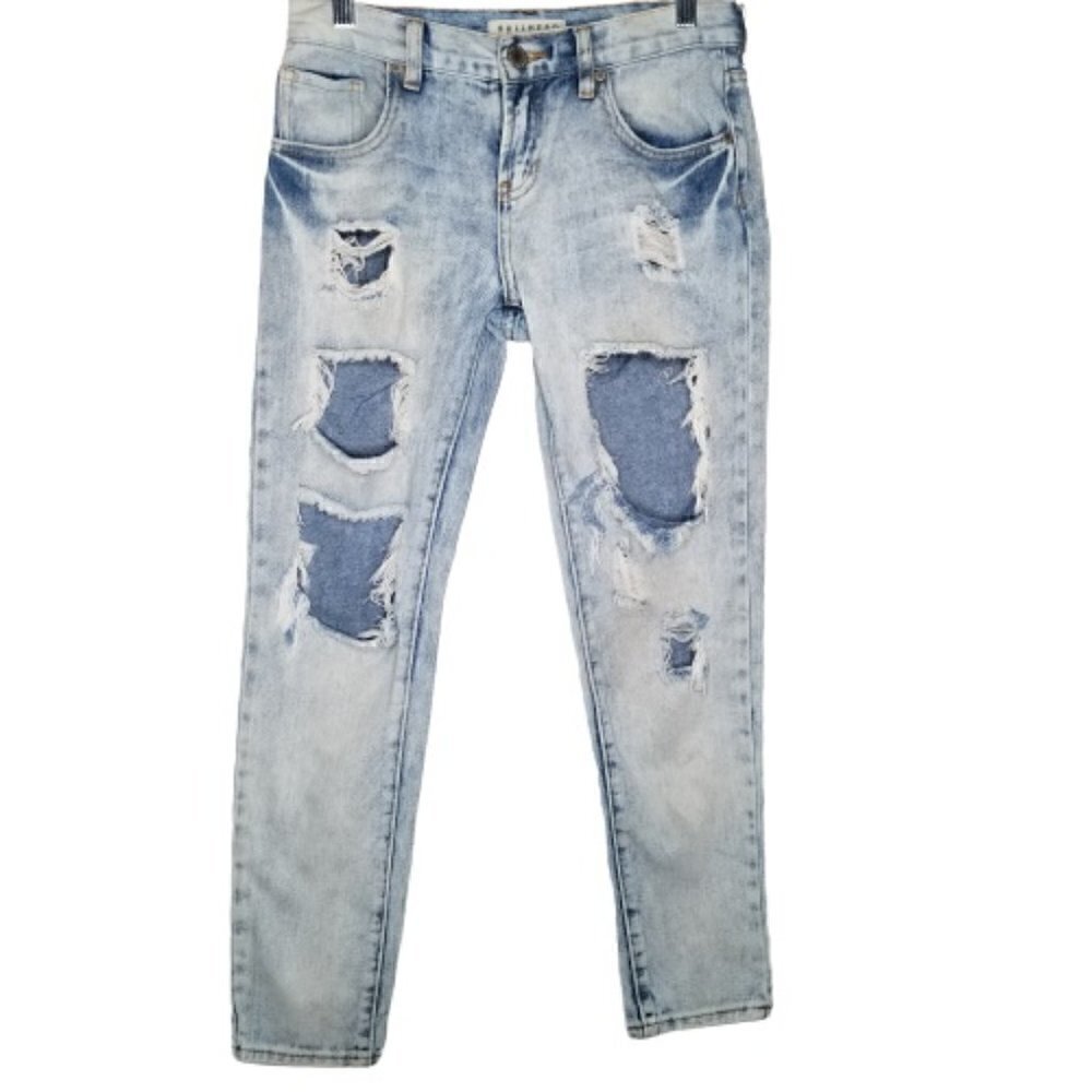 Bullhead Denim Ripped Skinny Boyfriend Jeans